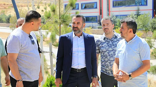 Başkan Şerifoğulları 'Mahalle Ayrımı Gözetmeden Şehrimizin Her Köşesine Hizmet Götürüyoruz'