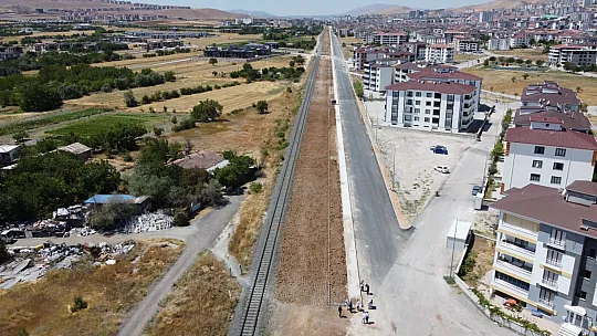 Başkan Şerifoğulları 'Mahalle Ayrımı Gözetmeden Şehrimizin Her Köşesine Hizmet Götürüyoruz'