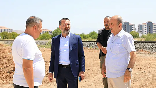 Başkan Şerifoğulları 'Mahalle Ayrımı Gözetmeden Şehrimizin Her Köşesine Hizmet Götürüyoruz'