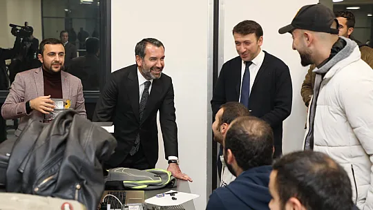 Başkan Şerifoğulları'ndan Üniversite Öğrencilerine Ziyaret