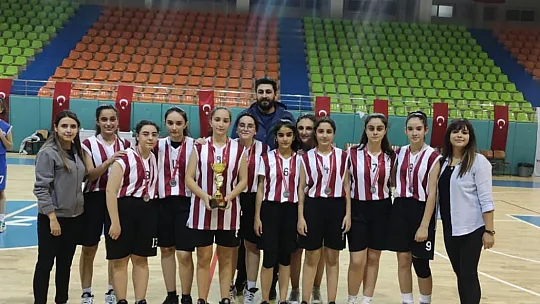 Basketbol Yerel Lig Müsabakaları Tamamlandı