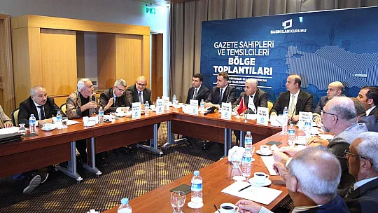 Onat: 'Dezenformasyonu durduracak mekanizmalar gerekli'