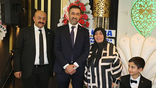 Demir Ailesinin Mutlu Günü