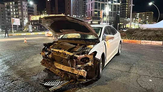 Elazığ'daki Trafik Kazasının Altından Dram Çıktı