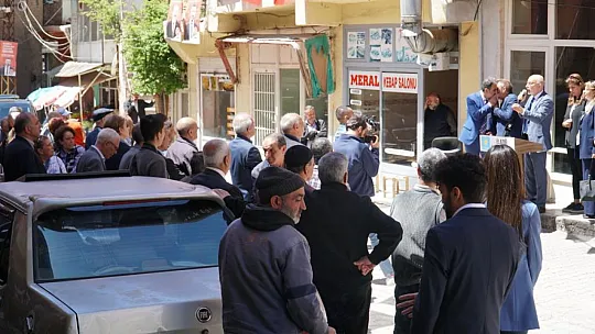Vatandaştan Sönmez'e :' Demokrasiyi, Huzuru, Adaleti Özledik Biz Arkanızdayız'