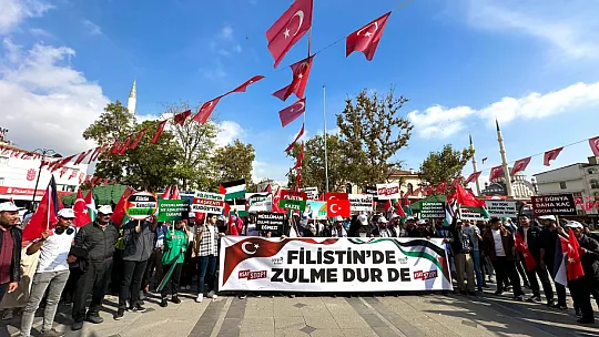 AK Parti'den Savaşa Dur Yürüyüşü