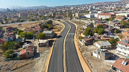 Elazığ Belediyesi, Doğukent-Salıbaba ve Sanayi Mahallelerini Bağlayan Yeni İmar Yolunda Çalışmalarını Tamamladı