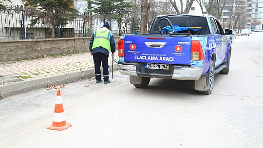 Elazığ Belediyesi, İlaçlama Çalışmalarını Sürdürüyor