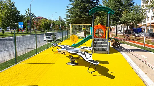 Elazığ Belediyesi, Park ve Yürüyüş Yollarında Bakım Çalışmalarını Sürdürüyor