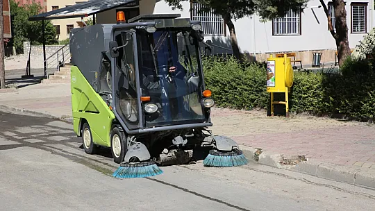 Elazığ Belediyesi Şehir Genelinde Hijyen Çalışmalarını Sürdürüyor