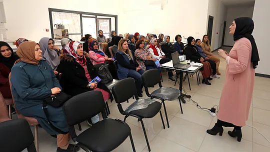 Elazığ Belediyesi'nden Aile İçi İletişim Semineri