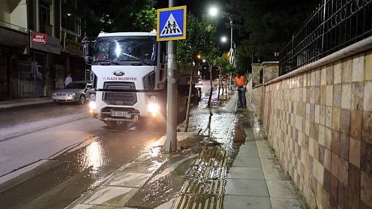 Elazığ Belediyesi'nden Şehir Genelinde Bayram Temizliği