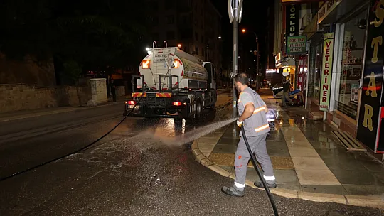 Elazığ Belediyesi'nden Şehir Genelinde Bayram Temizliği
