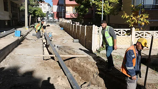 Elazığ Belediyesi'nin Altyapı Yenileme Çalışmaları Sürüyor