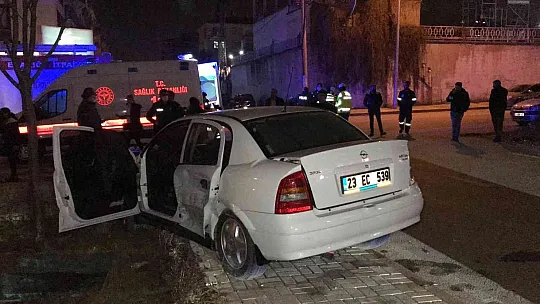 Elazığ'da 2 Ayrı Trafik Kazası: 8 Yaralı