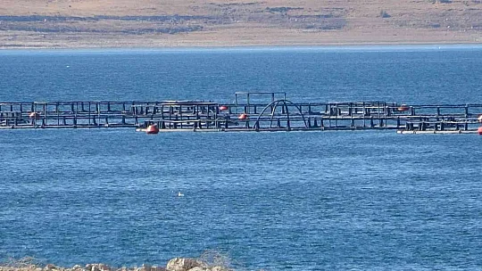 Elazığ'da baraj gölünde kaybolan şahıs 4 gündür aranıyor