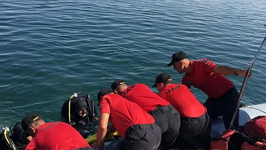 Elazığ'da baraj gölünde kaybolan şahsın cansız bedeni sudan çıkarıldı