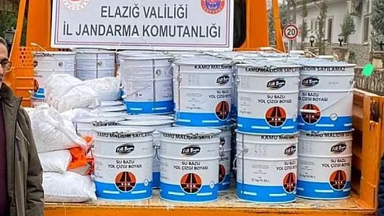 Elazığ'da bir köyü soyan hırsızlar, jandarmaya yakalandı