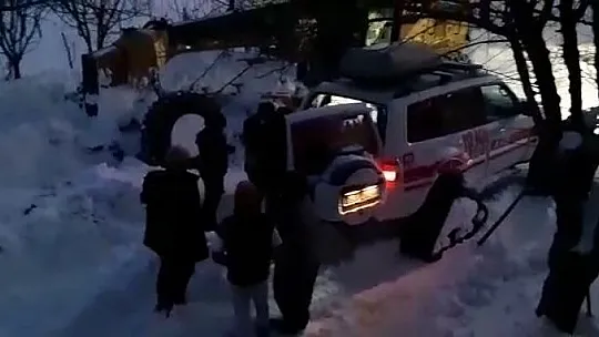 Hasta Vatandaşın Yardımına Paletli Ambulans Yetişti