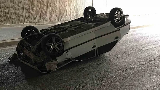 Elazığ'da Otomobil Takla Attı