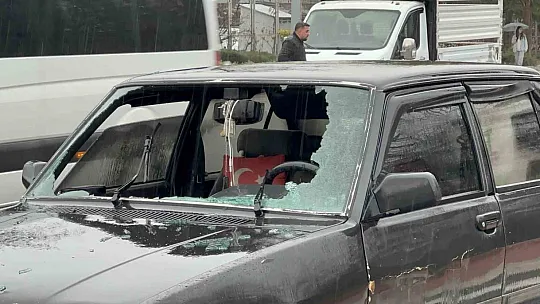 Elazığ'da otomobilin çarptığı çocuk yaralandı