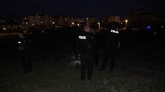 Elazığ'da tarlada erkek cesedi bulundu