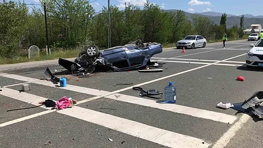 Elazığ'da Trafik Kazası: 1'i Ağır 3 Yaralı