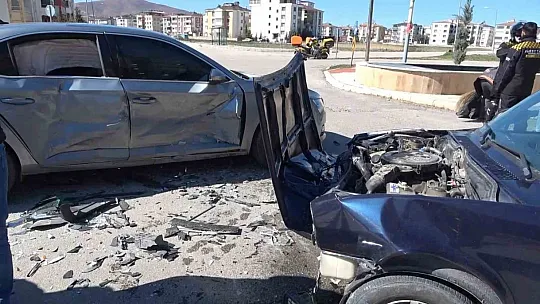 Elazığ'da trafik kazası: 1 yaralı