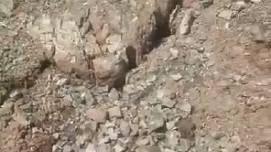 Elazığ'da Dağ Yamacı ve Yollardaki Görüntüler Dikkat Çekti