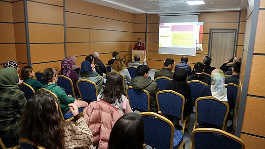 Engelsiz Yaşam Merkezi'nde Eğitimler Devam Ediyor