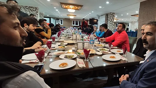 İş İnsanı Ercan'dan Sanayi Sitespor'a onur yemeği