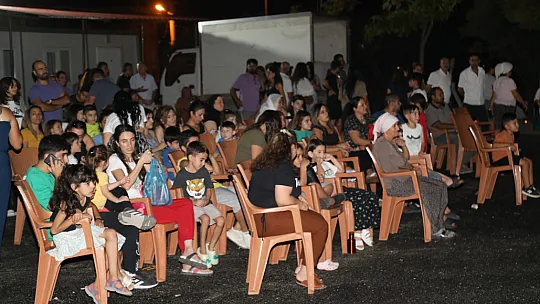 Elazığ Belediyesi'nin Çocuklar İçin Düzenlediği Etkinlik Yıldızbağları Ve Çatalçeşme Mahallesi'nde