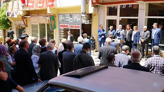 Vatandaştan Sönmez'e :' Demokrasiyi, Huzuru, Adaleti Özledik Biz Arkanızdayız'