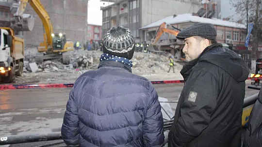 Milletvekili Ağar, Malatya'da depremzedeleri ziyaret etti