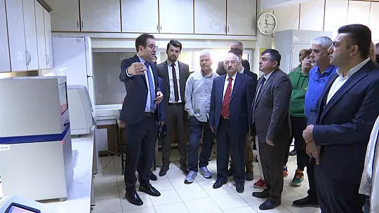 Moleküler Klonlama ve Aşı Geliştirme Laboratuvarı Açıldı