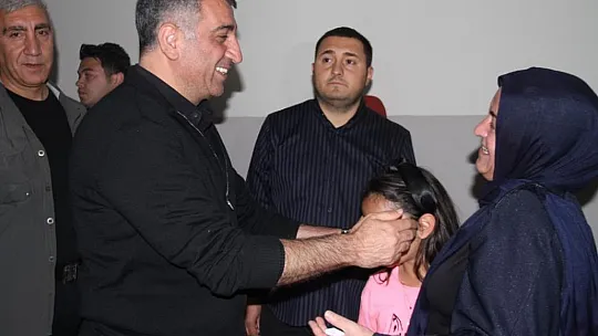 CHP Elazığ Milletvekili Erol Oyunu Kullandı