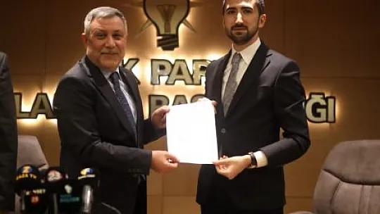 Hasan Murat Öz, Ak Parti Elazığ Milletvekilliği Adaylık Başvurusunda Bulundu