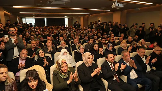 Hasan Murat Öz, Ak Parti Elazığ Milletvekilliği Adaylık Başvurusunda Bulundu