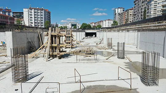 Kent Meydanı ve Yer Altı Otoparkı Projesinde Sona Doğru