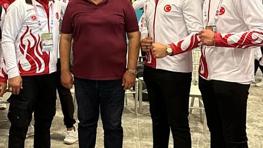 Kick Boks'ta Elazığlı sporculardan 3 madalya