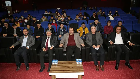 'Kumandan' Oyununa Elazığlılardan Büyük Beğeni
