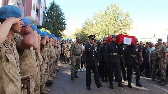 Şehit Ataş, son yolculuğuna uğurlandı