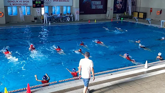 Elazığ takımı su topunda Türkiye 4.'sü