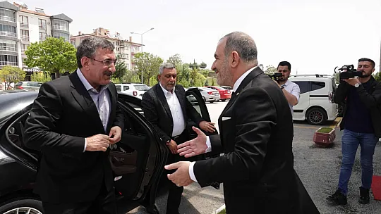 Eski Kalkınma Bakanı Cevdet Yılmaz ve Beraberindeki Heyet Başkan Alan'ı ziyaret etti