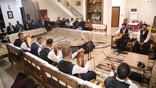 Uganda Cumhuriyeti Çevre ve Şehircilik Bakanlığı Yetkilileri Elazığ'da