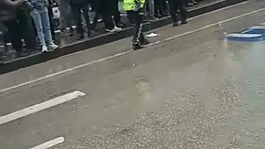 Gazi Caddesi'nde Gergin Anlar