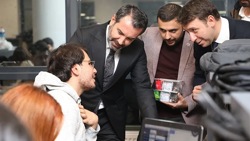 Başkan Şerifoğulları'ndan Üniversite Öğrencilerine Ziyaret