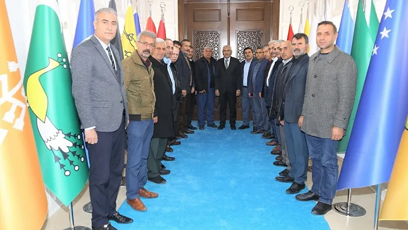 Battalgazi'deki muhtarlardan Güder'e hizmet teşekkürü