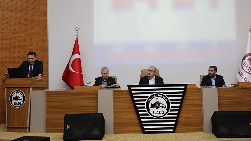 Elazığ'da Muhtarlarla Değerlendirme Toplantısı Yapıldı