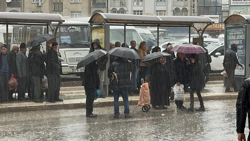 Elazığ'da sağanak yağış etkili oldu